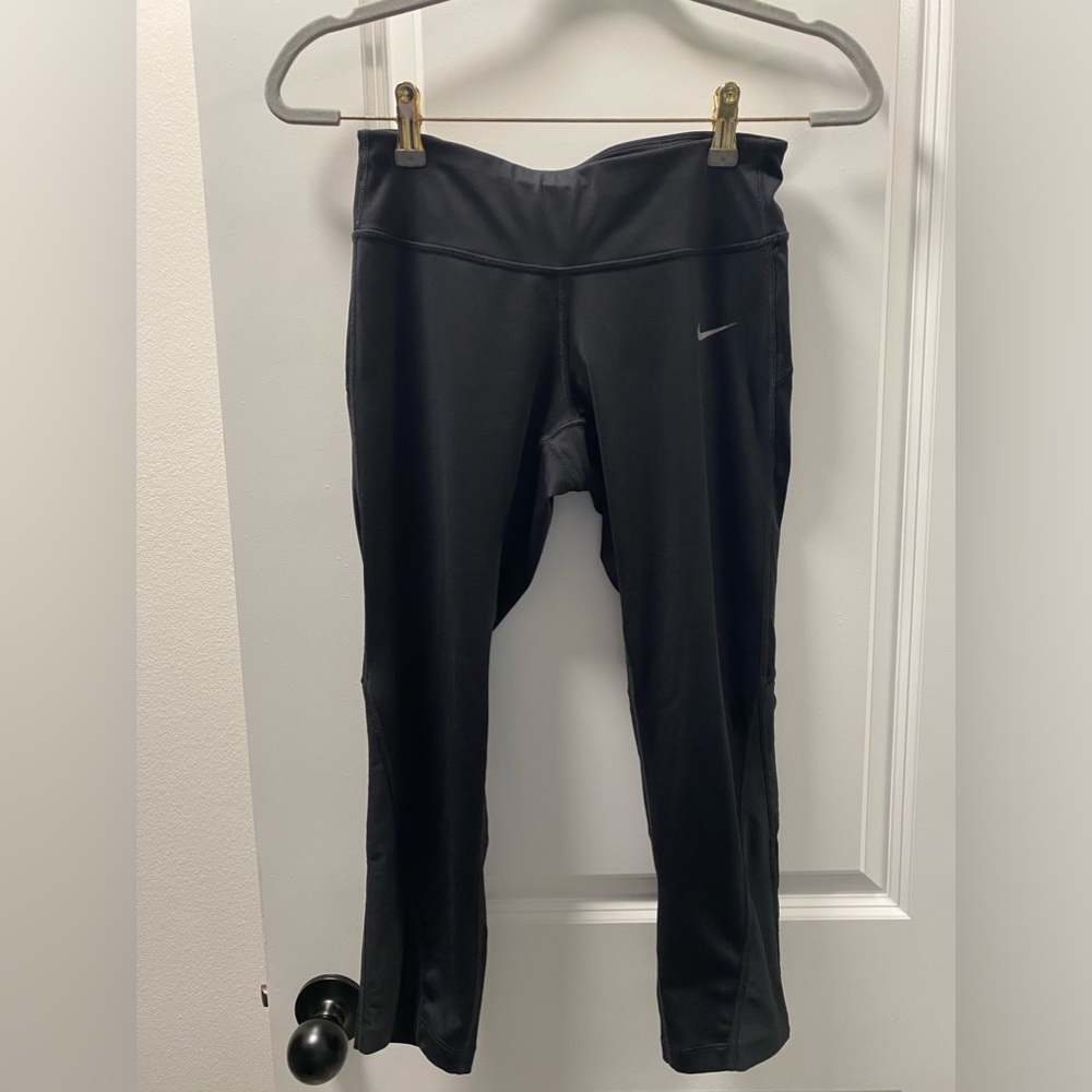 Nike Cropped Dri-Fit Training Leggings